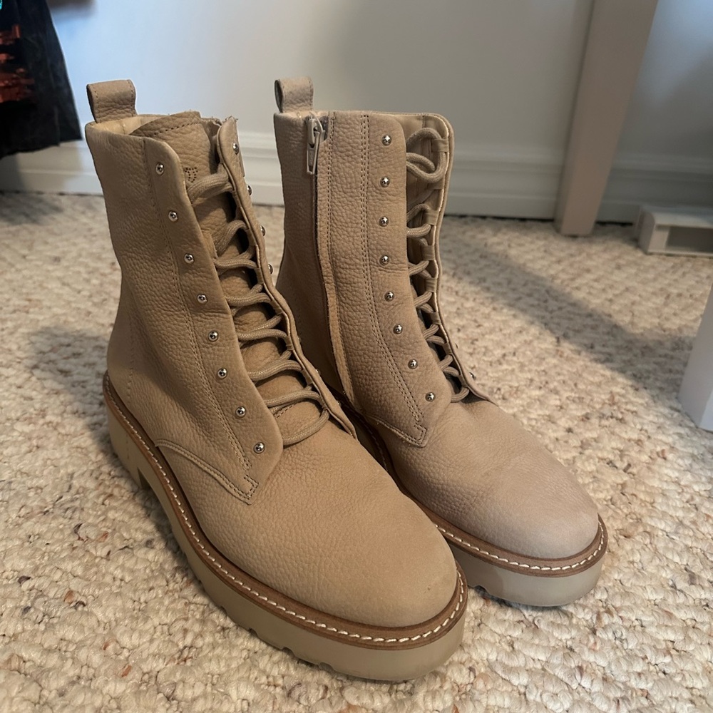 Paul Green Tan Ankle Boots